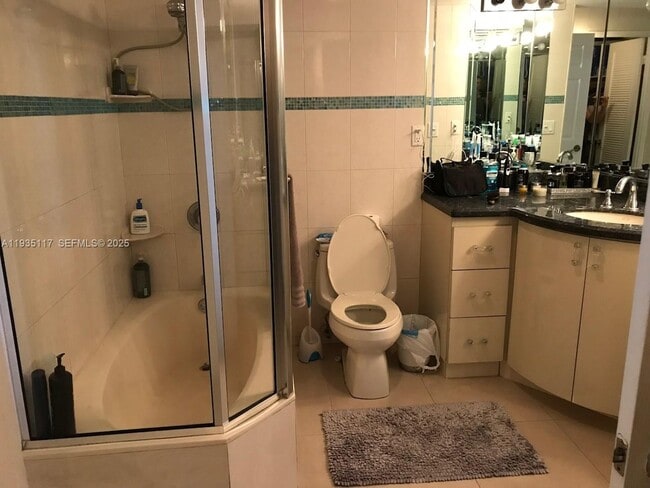 Building Photo - 19390 Collins Ave