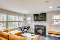 Building Photo - 5123 Boulder Dr