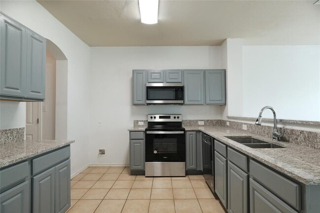 Building Photo - 17909 Maxa Dr