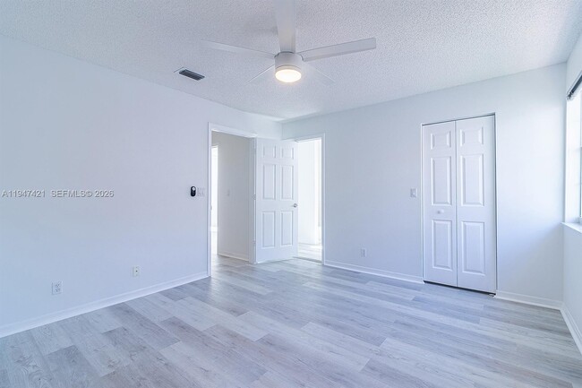 Building Photo - 7326 Panache Way