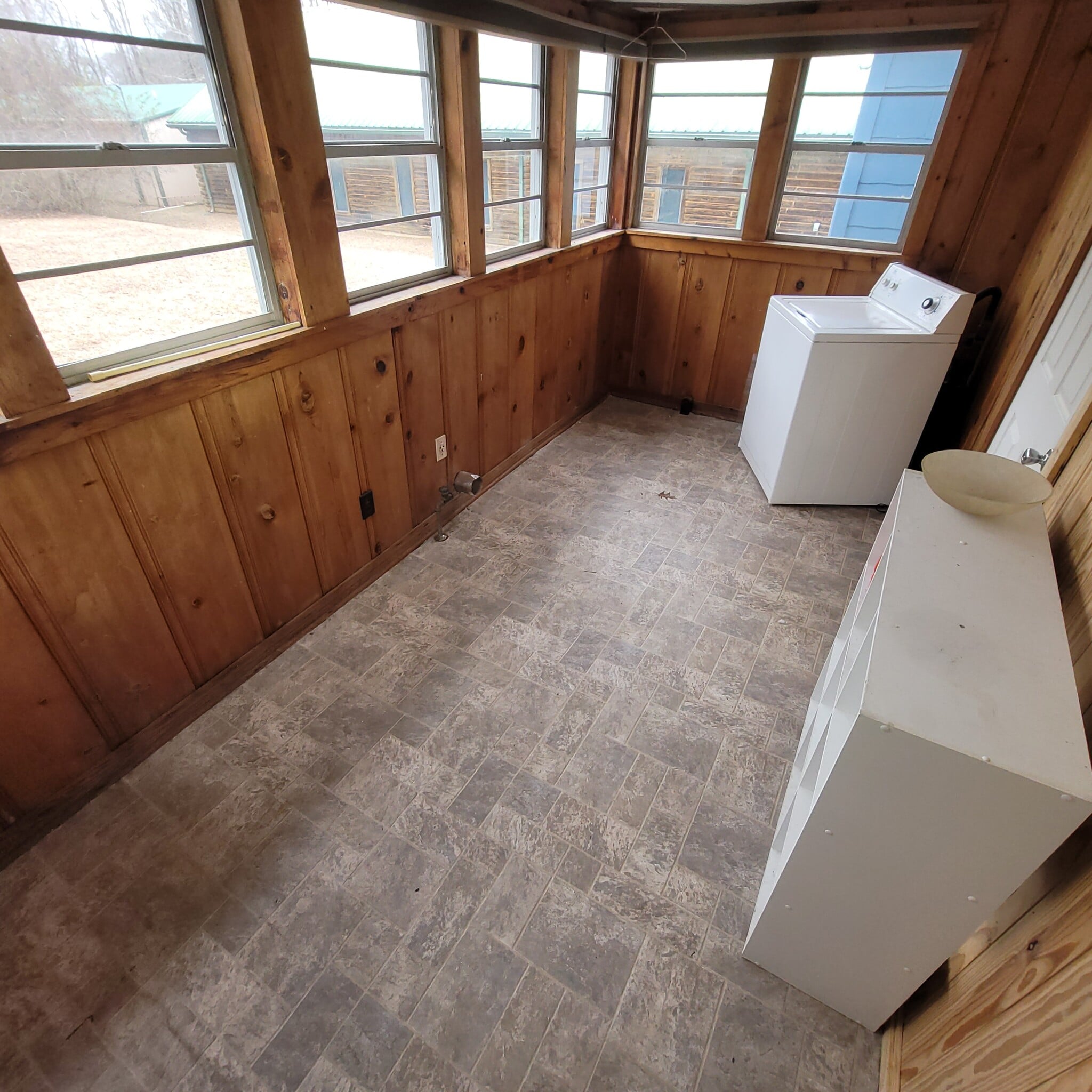 Laundry Room - 804 Post St