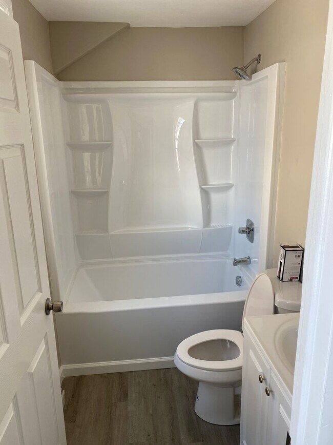 Building Photo - 311 N Lincoln Ave