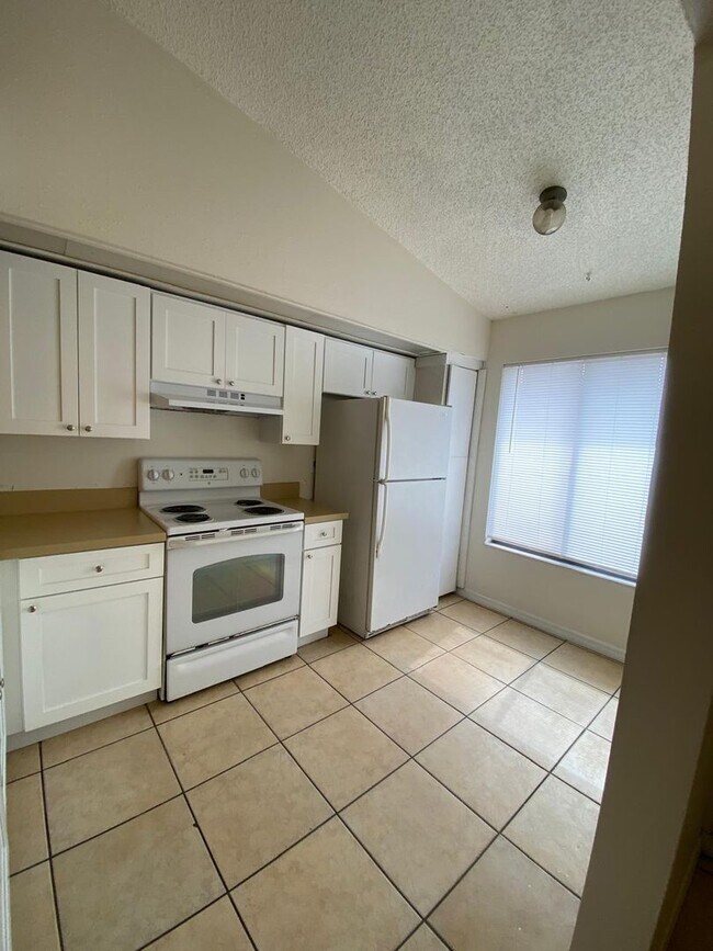 Building Photo - 4713 Almond Willow Dr