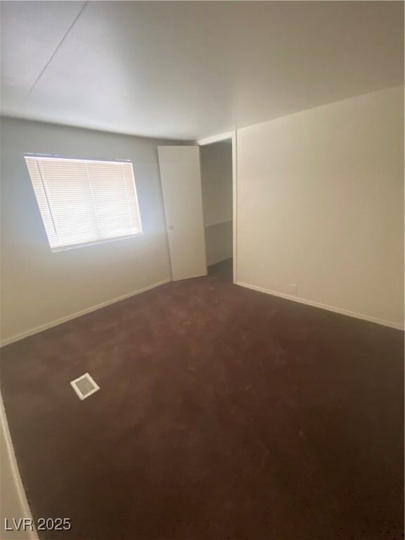 Building Photo - 2420 E Lewis St