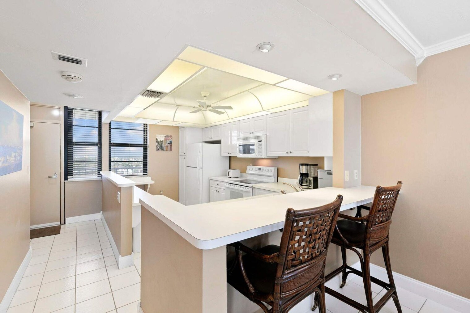 Building Photo - 440 Seaview Ct