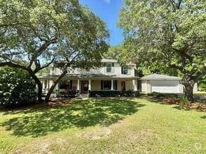 Building Photo - 620 Grenada Way