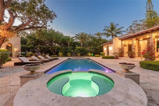 Building Photo - 9801 SW 60th Ct