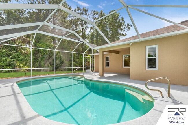 Building Photo - 16 Pinelynn Dr