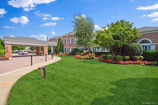 Building Photo - 336 Trotting Ln