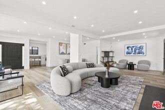 Building Photo - 130 Le Doux Rd