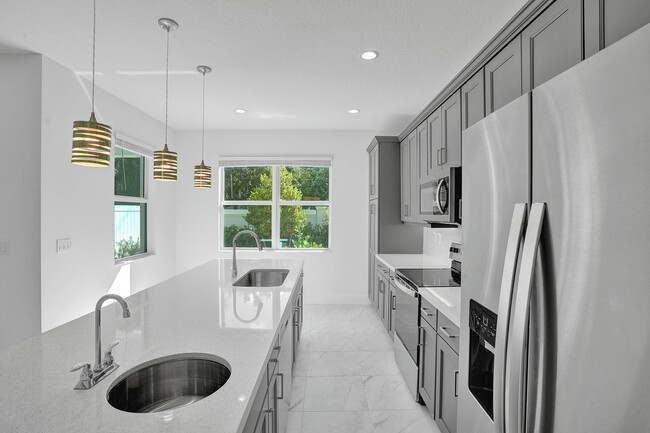 Building Photo - Gorgeous Brand New 3 Bedroom 2 Bath (2-story) Townhouse in Deerfield Beach