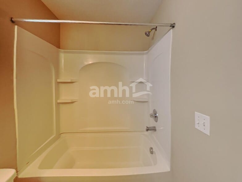 Building Photo - 9742 Simeon Dr