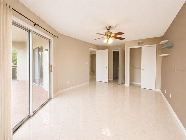 Building Photo - 2323 Feather Sound Dr