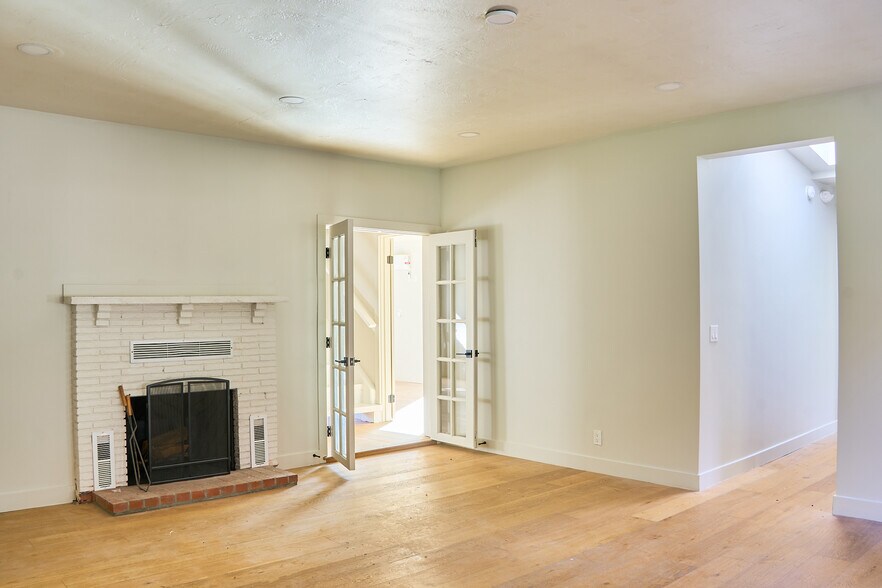 Building Photo - 31660 Pitsch Canyon Rd