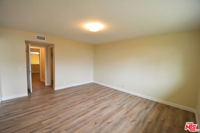 Building Photo - 7630 Delia Ave