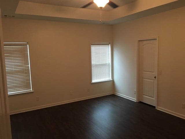 Building Photo - 209 Crooked Oaks Dr