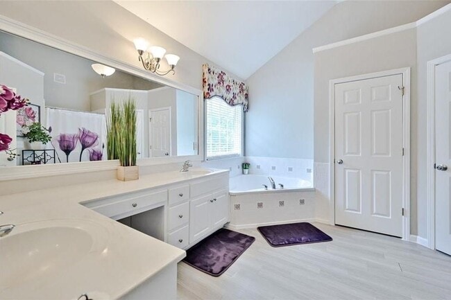 Building Photo - 2370 Scotney Castle Ln