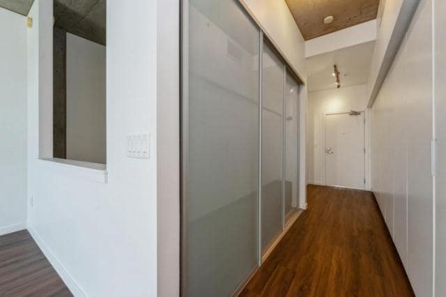 Building Photo - 1 bedroom in Seattle WA 98109
