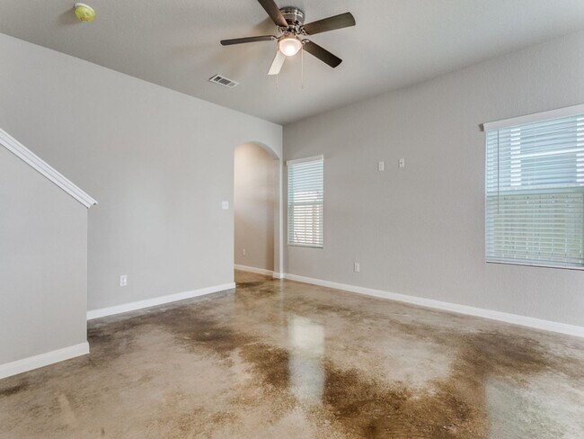 Building Photo - 1 Month Free Rent! New Construction Duplex!