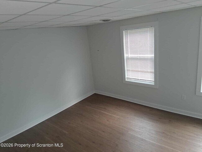 Building Photo - 104 Hill St