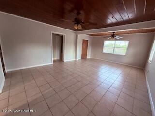 Building Photo - 165 S Tropical Trail