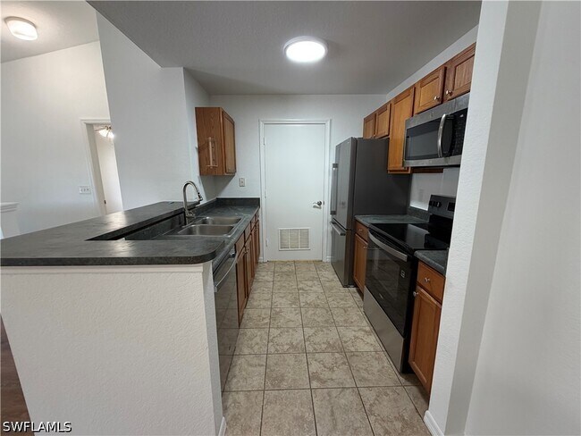 Building Photo - 14885 Pleasant Bay Ln