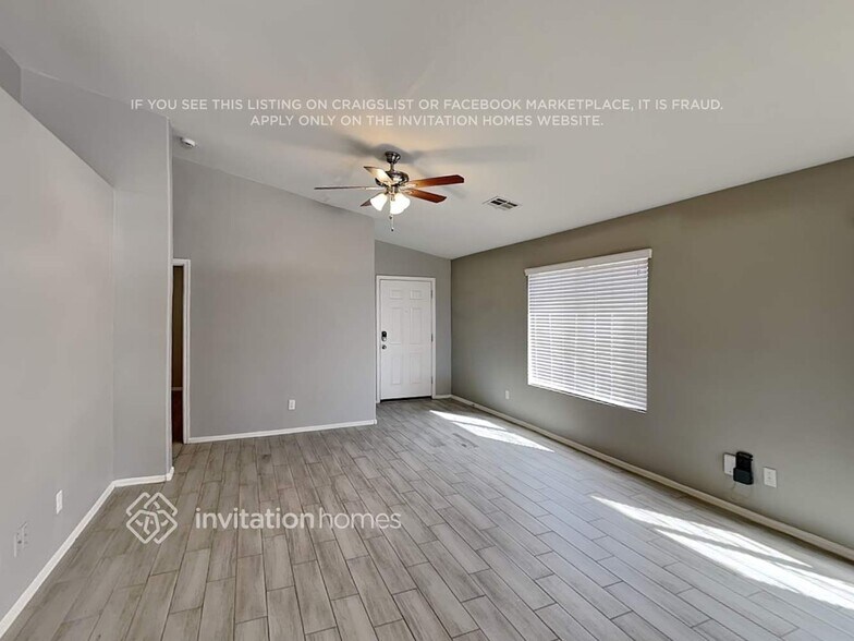 Building Photo - 14943 W Maui Ln