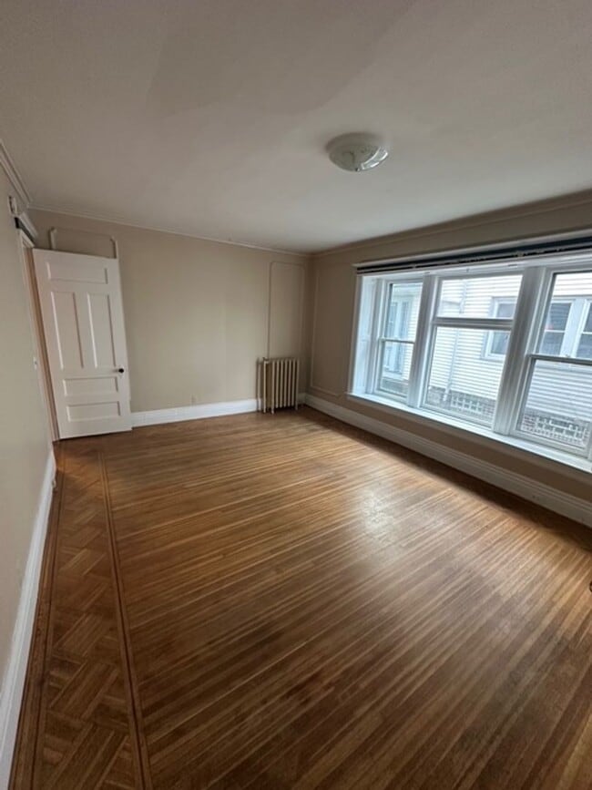 Building Photo - 293 Dartmouth St