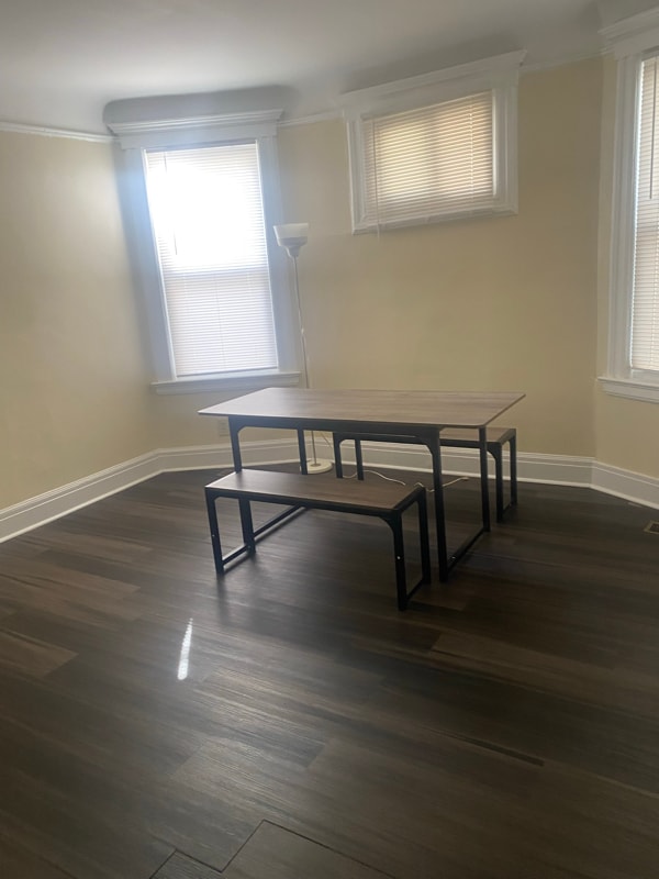 Building Photo - 34 Eppirt St