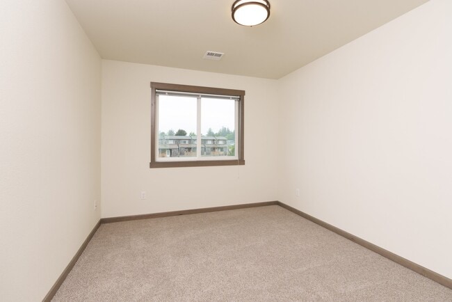 Building Photo - 1314 Lamont Ln