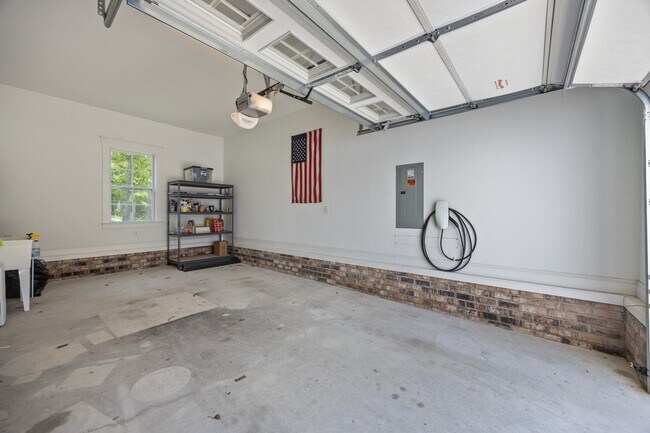 Building Photo - 3506 Sir James Ln