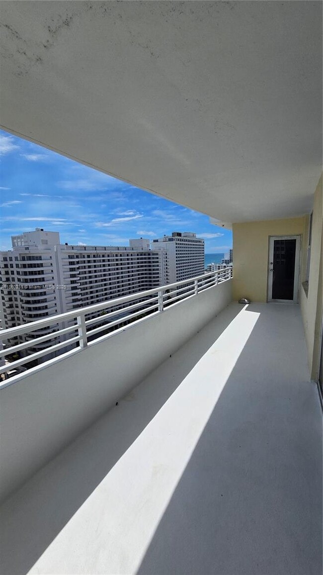 Building Photo - 5600 Collins Ave