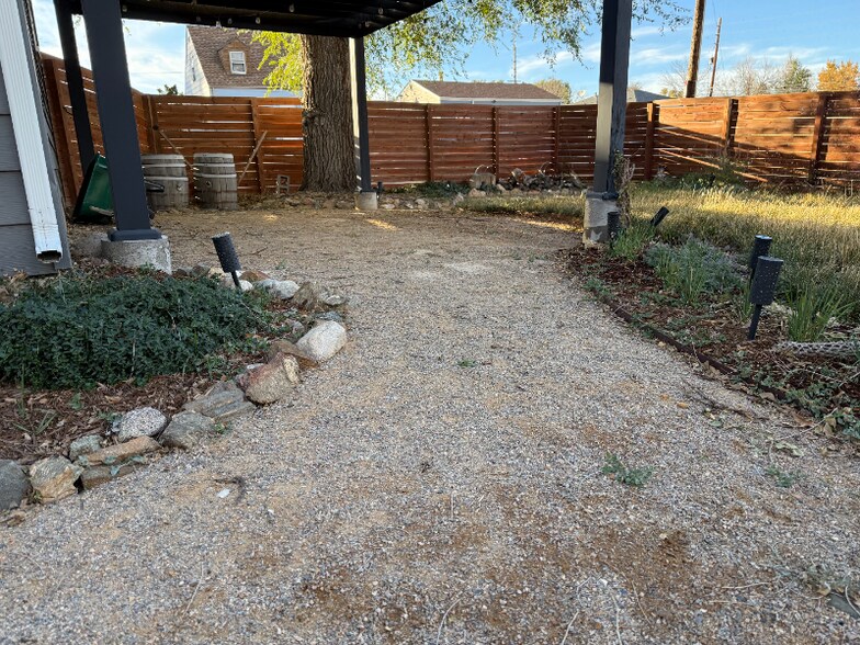 Building Photo - 1885 W Berkeley Pl