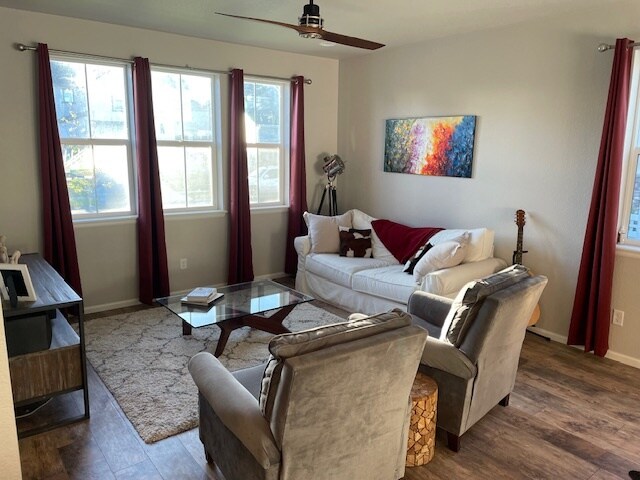 Building Photo - 6571 N Cathay St