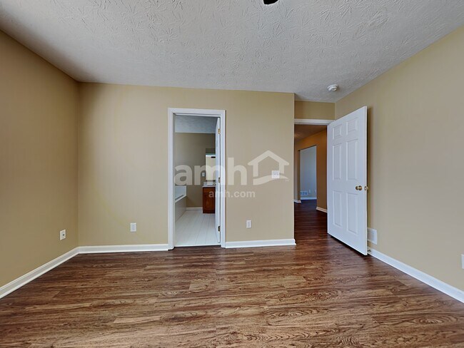 Building Photo - 1468 Vanderlyn Ct