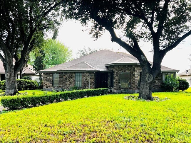 Building Photo - 3808 N Cynthia St
