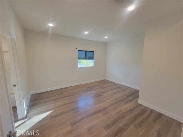 Building Photo - 7334 Vineland Ave