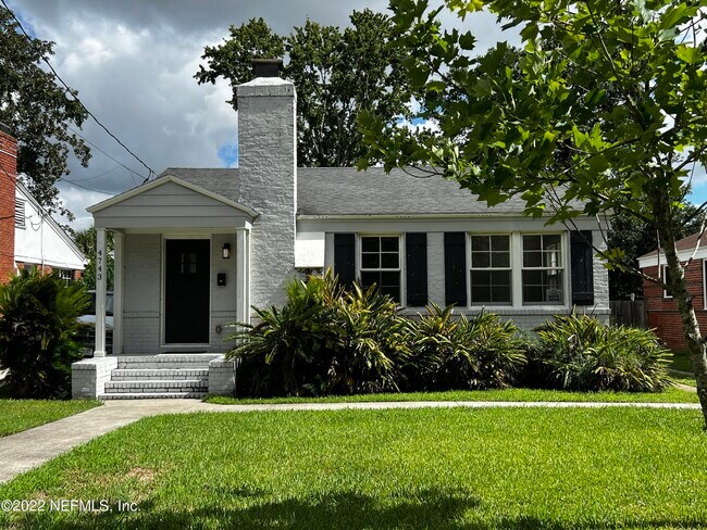 Building Photo - 4743 Kerle St