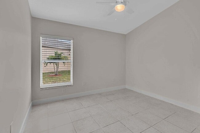 Building Photo - 1688 NW 144th Way