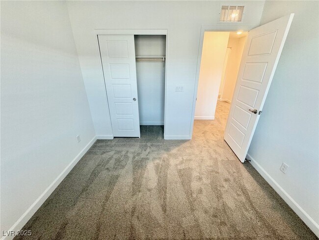 Building Photo - 937 Jigglypuff Pl