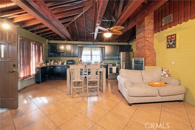 Building Photo - 19645 E Cienega Ave