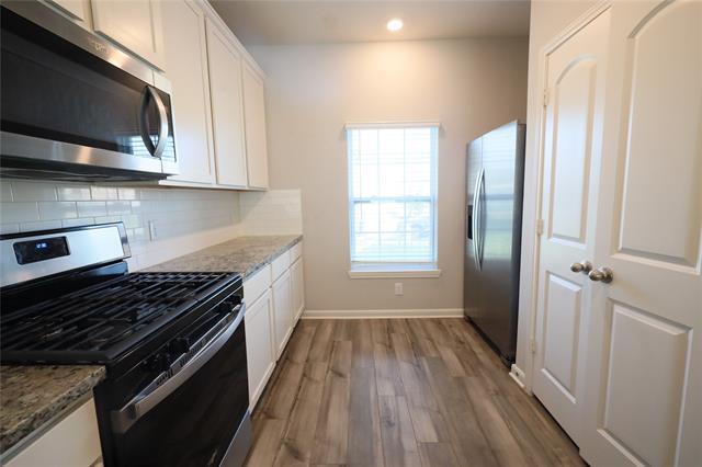 Building Photo - 2121 Yarborough Dr