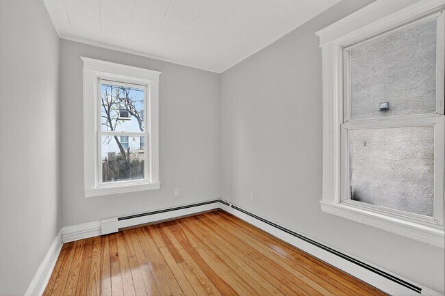 Building Photo - 107 Brown Pl