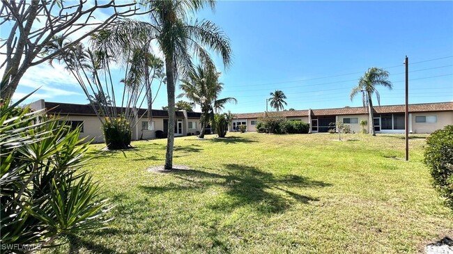 Building Photo - 6300 South Pointe Blvd