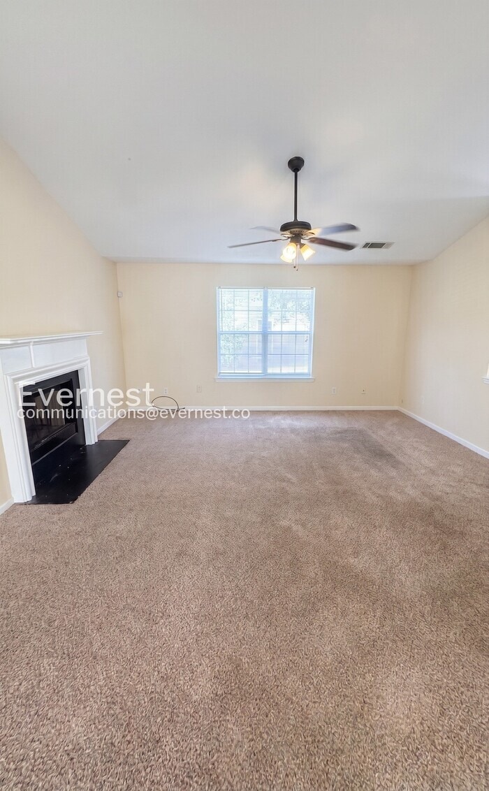 Building Photo - 10718 Barberry Dr