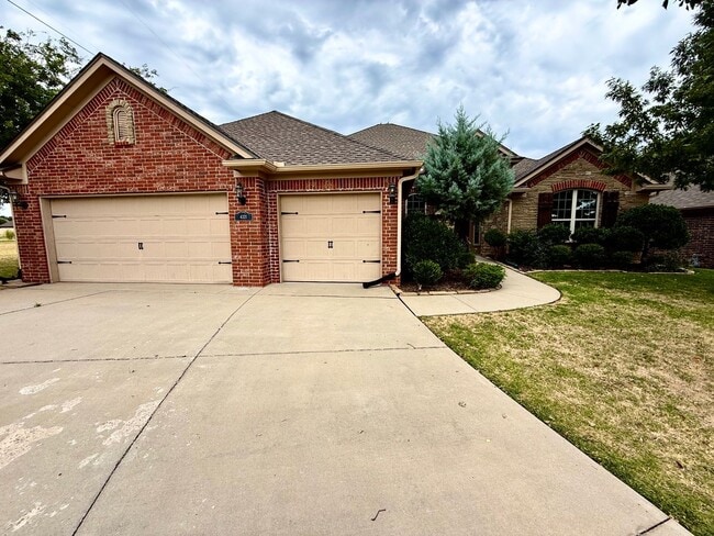 Building Photo - 4321 Carrington Ct