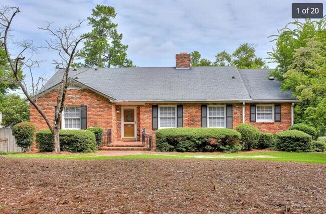 Building Photo - Lake Forest Drive - Just minutes from Augusta University!