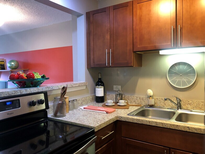 Painted walls are in Model unit only. - 680 N Lake Shore Dr