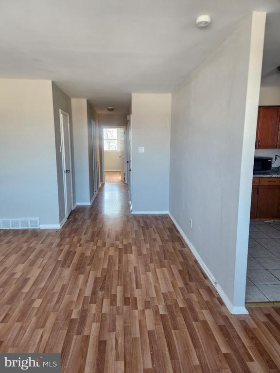 Building Photo - 228 Erica St