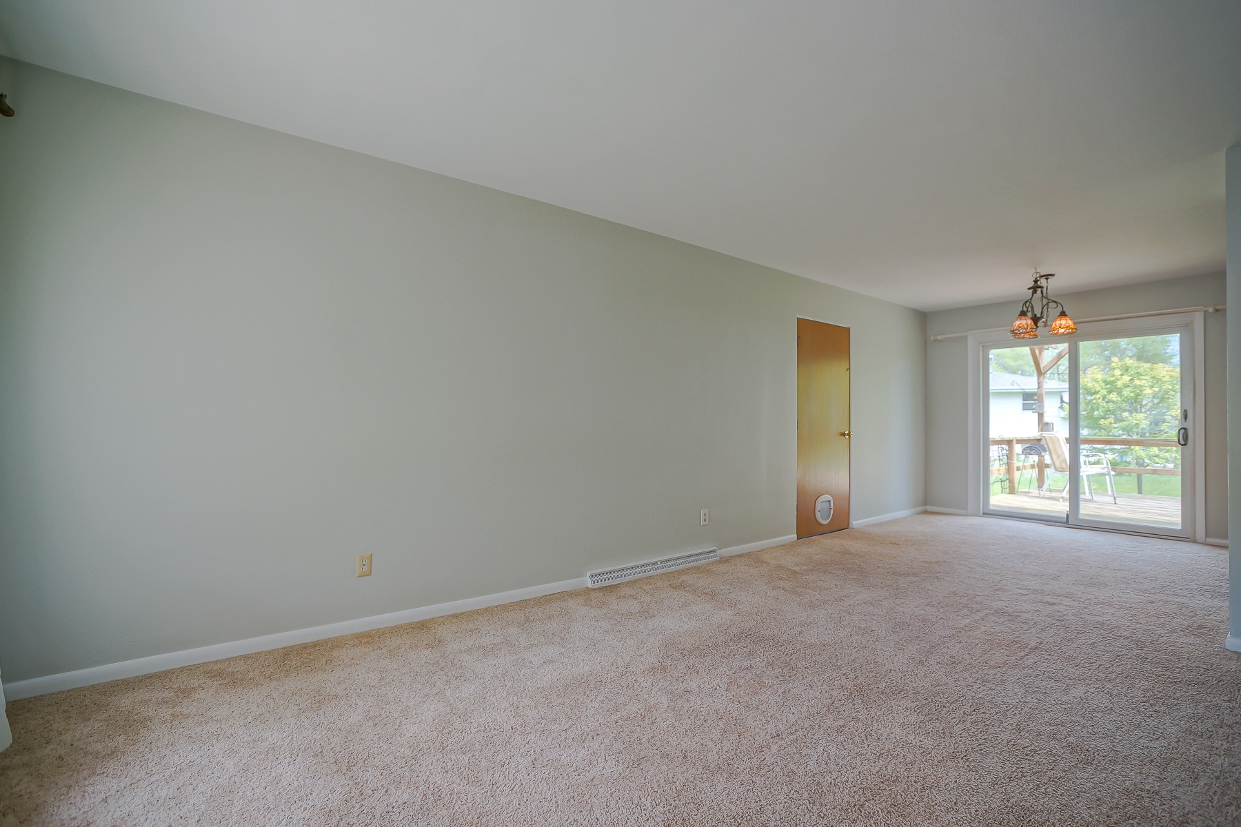 Large Living Room - 6134 N Jayar Dr